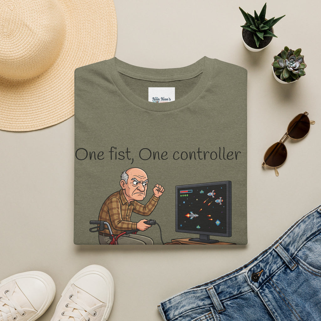 One Fist One Controller Zero Patience Grandpa Unisex Graphic T-Shirt – Funny Gaming Cotton Tee