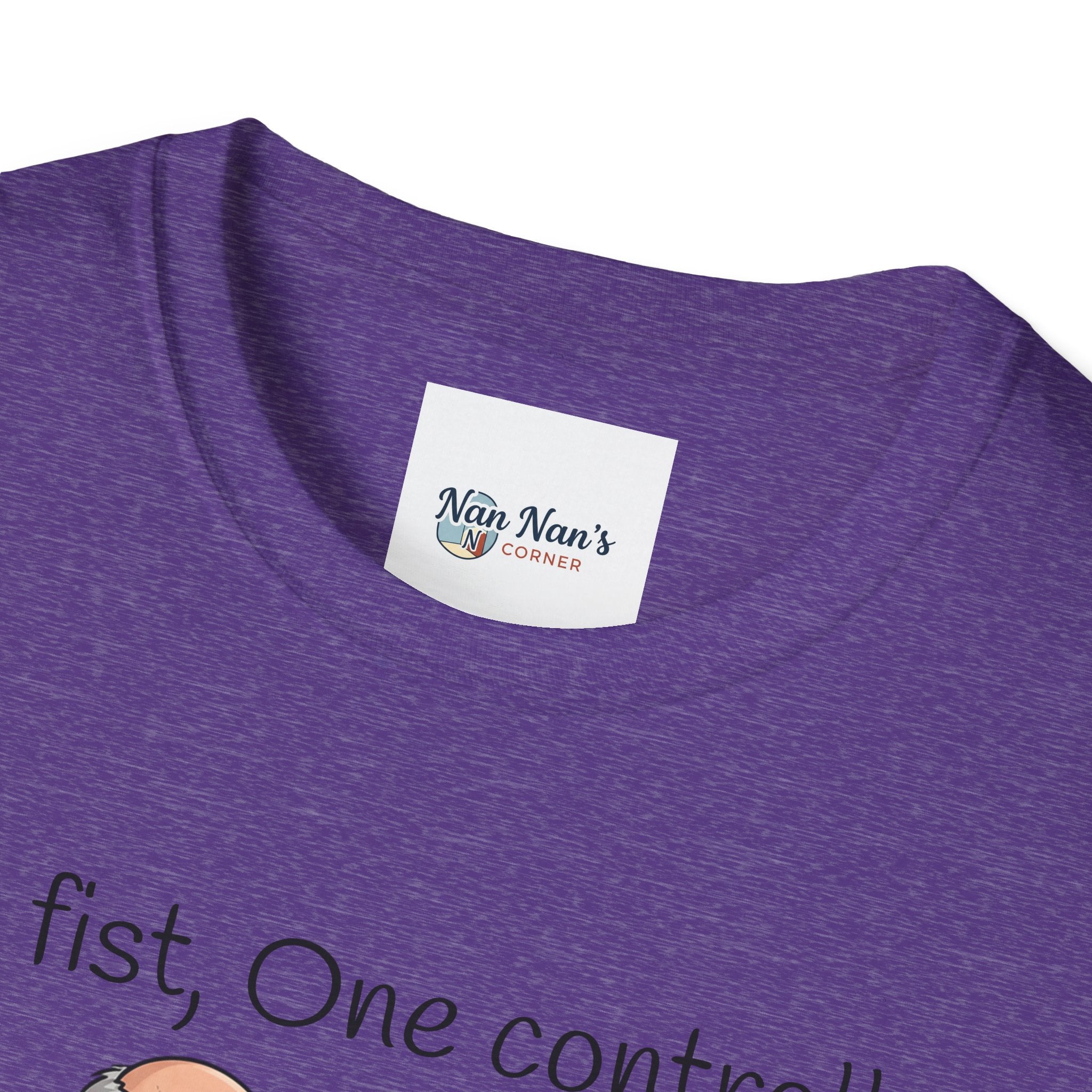 One Fist One Controller Zero Patience Grandpa Unisex Graphic T-Shirt – Funny Gaming Cotton Tee