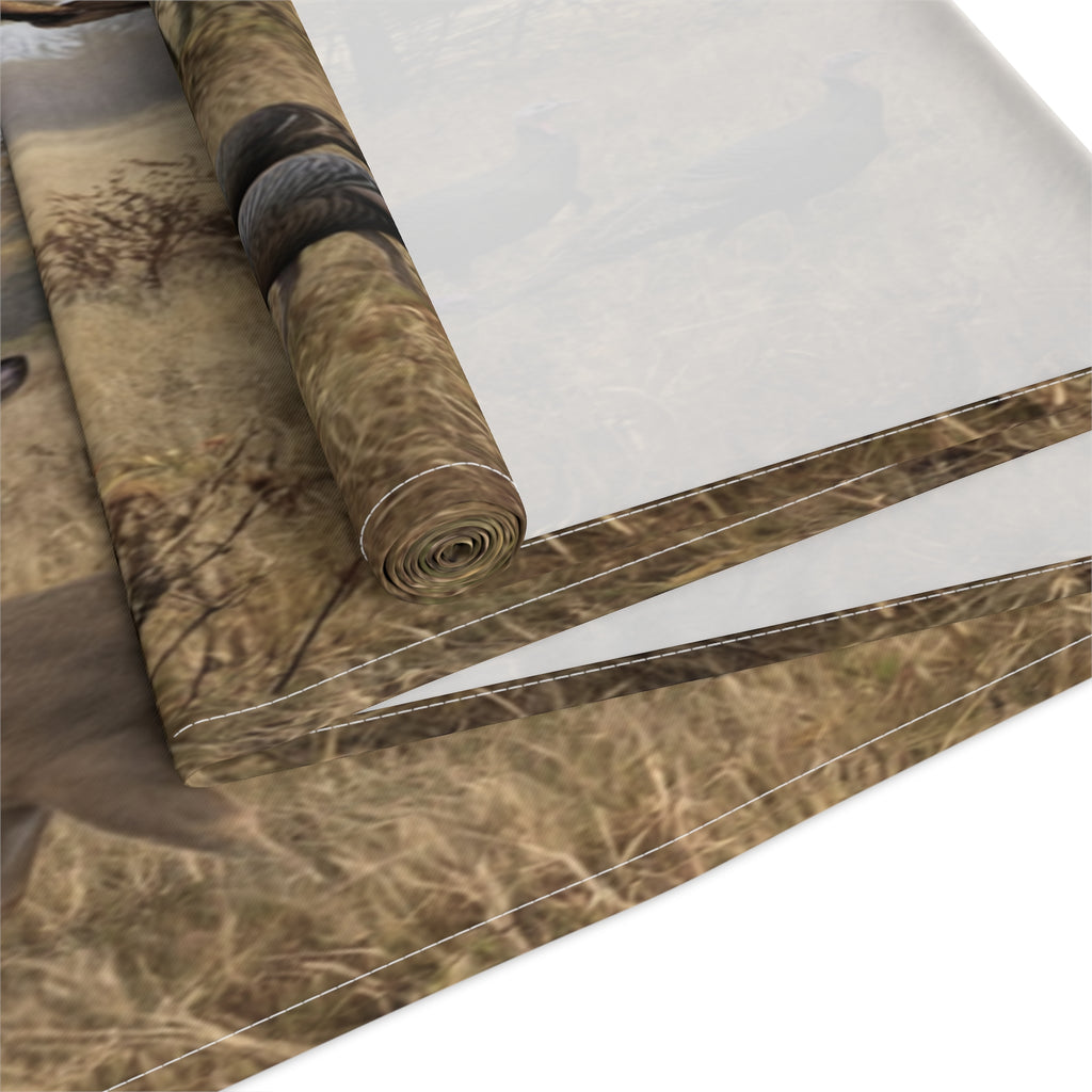 Wandering Deer/Table Runner (Cotton, Poly)