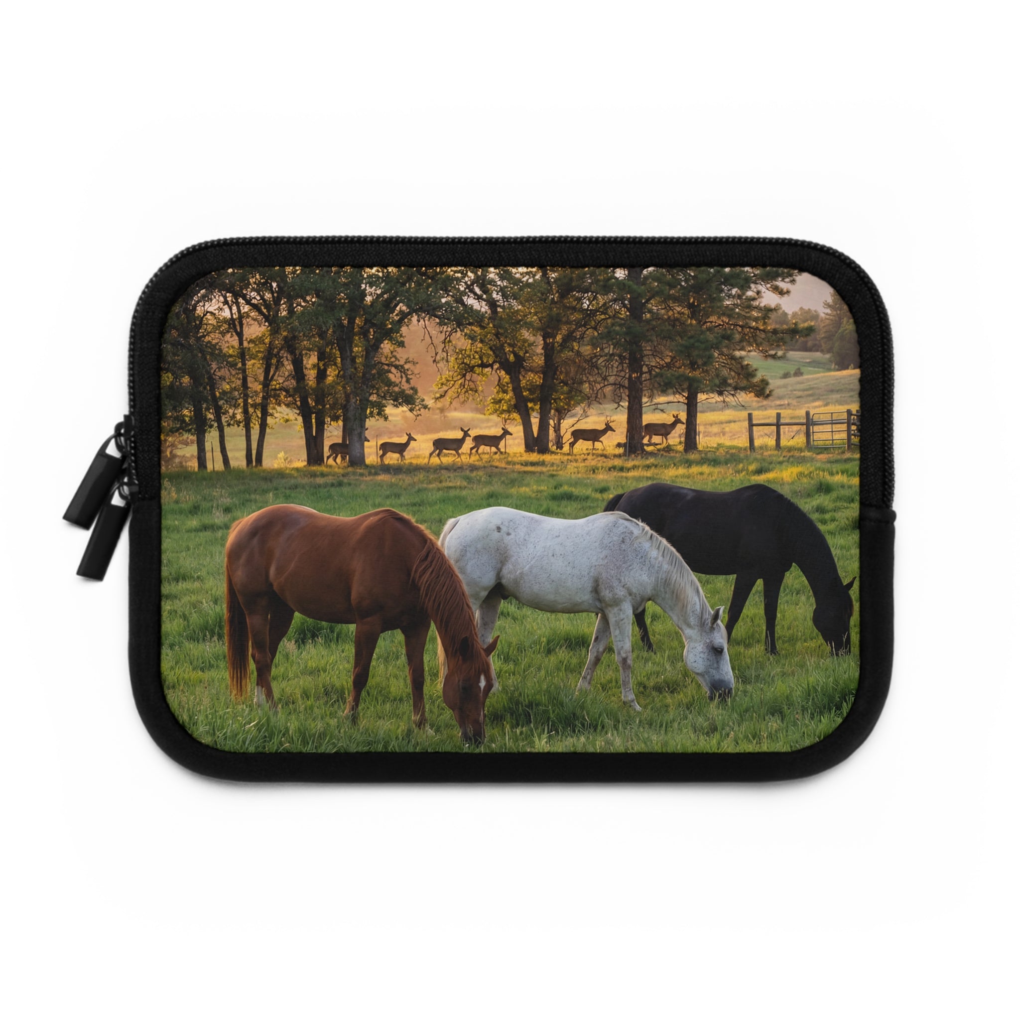 Laptop Sleeve Horse Pasture / Scenic Grazing Horses Laptop Case